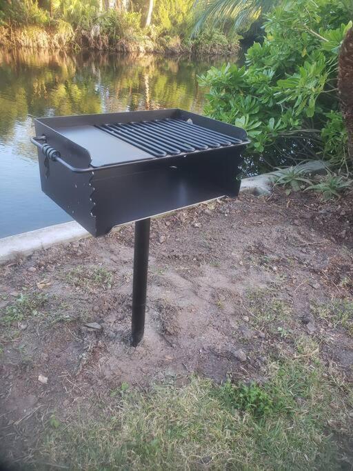 4Br Private Dock, Warm Spring Canal, Kayaks, Canoe Hudson Extérieur photo