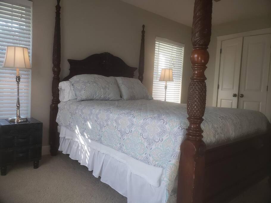 4Br Private Dock, Warm Spring Canal, Kayaks, Canoe Hudson Extérieur photo