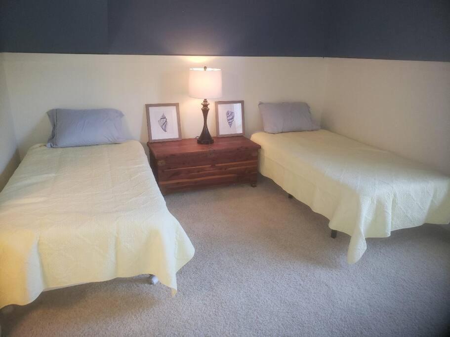 4Br Private Dock, Warm Spring Canal, Kayaks, Canoe Hudson Extérieur photo