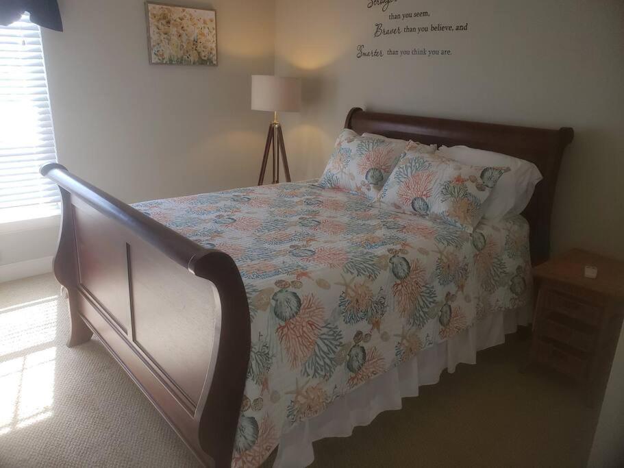 4Br Private Dock, Warm Spring Canal, Kayaks, Canoe Hudson Extérieur photo